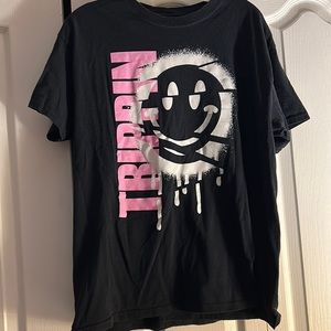 Rue21 women’s graphic t-shirt. Says “trippin”.